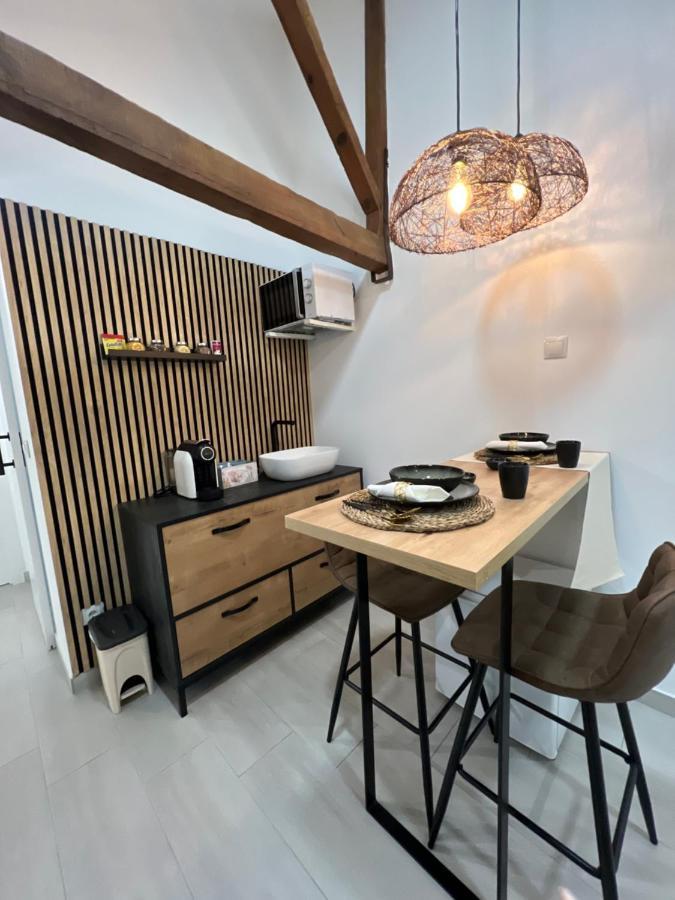 Suites Chic Cozy Herencia Ngoại thất bức ảnh