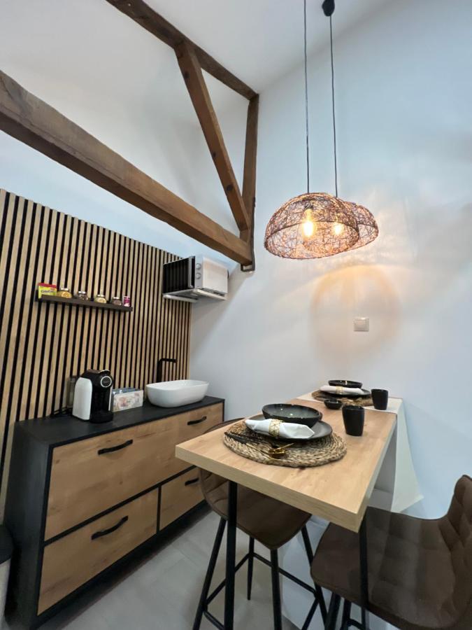 Suites Chic Cozy Herencia Ngoại thất bức ảnh